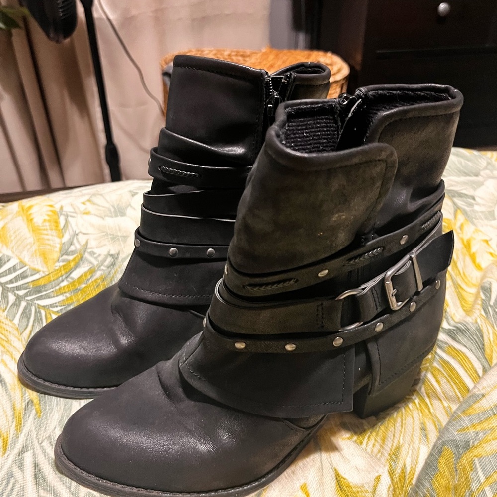 Stylish Black Ankle Boots